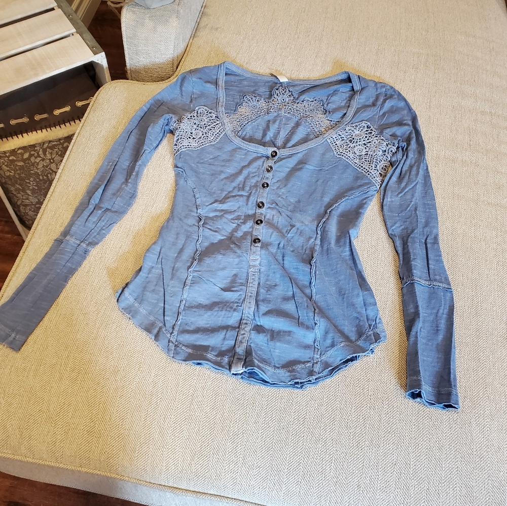 Free People Sky Blue Lace-Shoulder Henley Long Sleeve Top - Picture 2 of 10